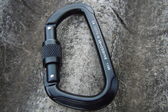 A278N thread lock main lock big D pure mountaineering buckle eu CE certified bearing capacity of 2.6 tons