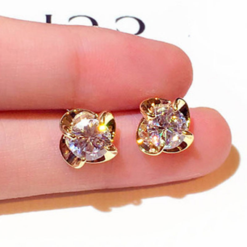 Exquisite Iced Out Cycle Buckle Earring for Women Bling AAA Zircon Stud Earring Wedding Anniversary Jewelry: HY6E456