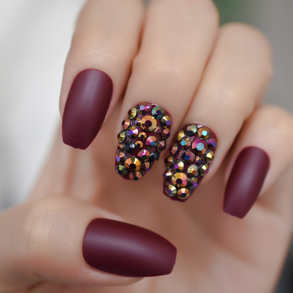 Rhinestone Matte Doodskist Korte Nagels Maroon Rood Kleurrijke Edelsteen Handgemaakte Nep Nagels Frosted Party Lady Nagels: L5155