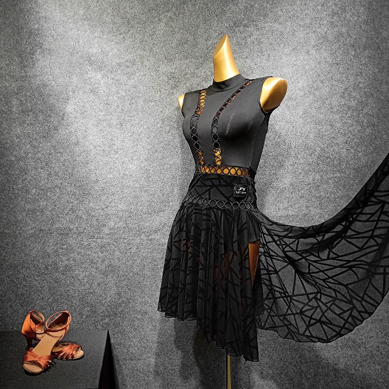 Latin Dans Jurk Sexy Zwarte Mouwloze Backless Holle Stiksels Mesh Elegante Rumba Chacha Samba Concurrentie Praktijk Jurk
