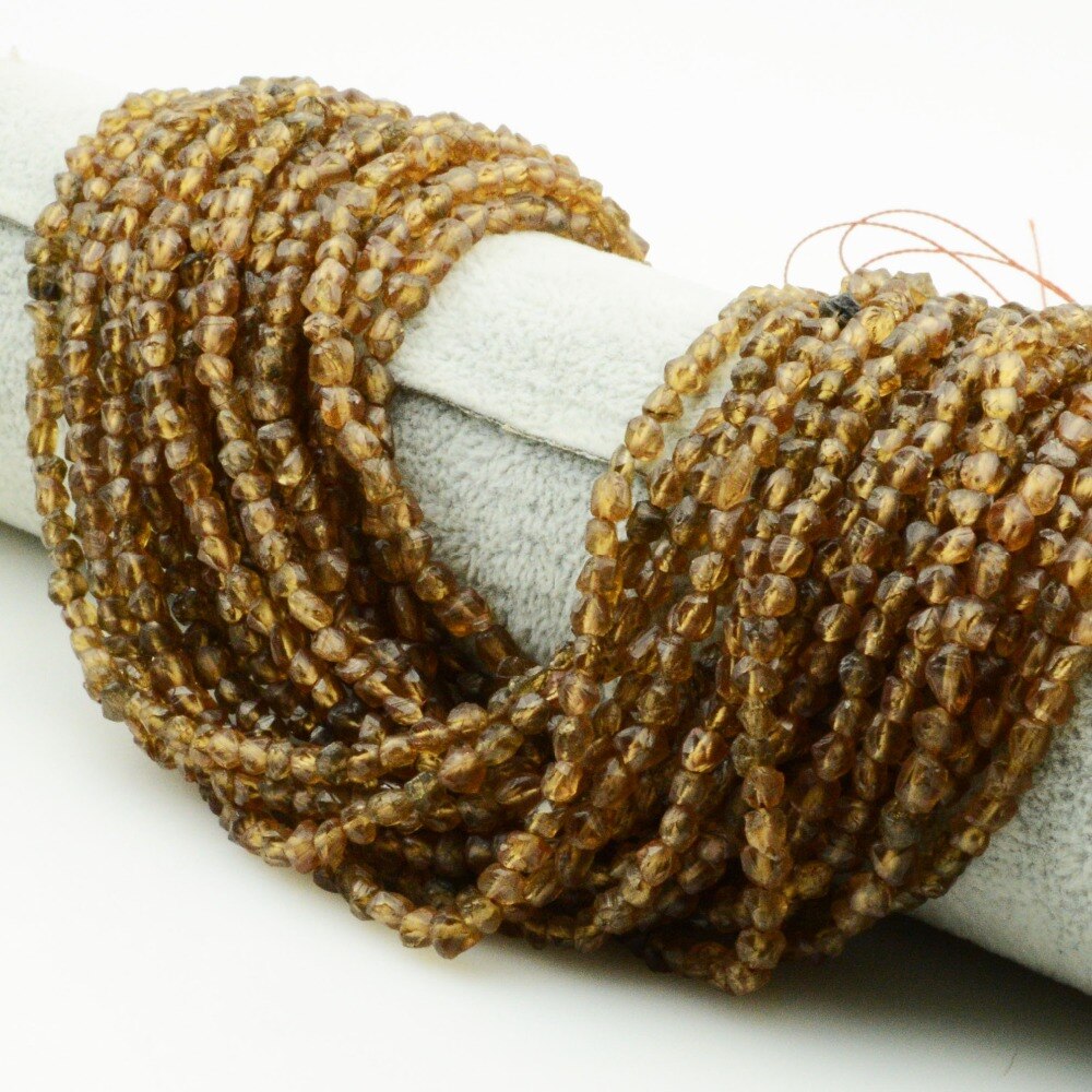 Natürliche Sauber Zirkon Kleine Faceted Nugget Perlen 4mm ~ 5mm