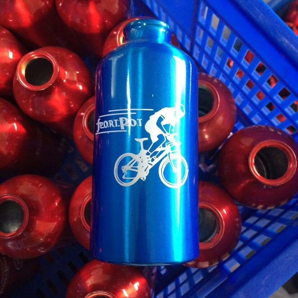 Fietsketel aluminiumlegering waterkoker sportketel bakverf fietsketel mountainbike 500ml vijf kleuren