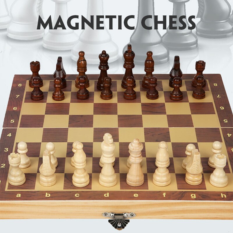 Magnetisches, faltbares schachspiel aus holz, tragbares unterhaltungsbrettspiel mit schachbrett