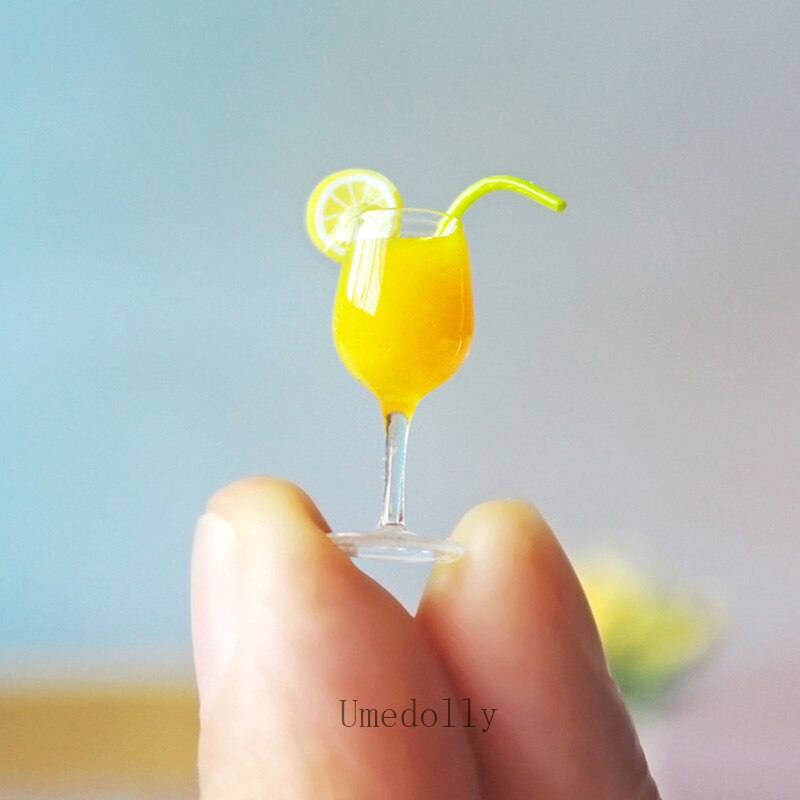 1PCS Mini Simulation Mango Smoothie Cup Orange Juice Model for Miniature Dollhouse OB11 Kitchen Restaurant Accessories