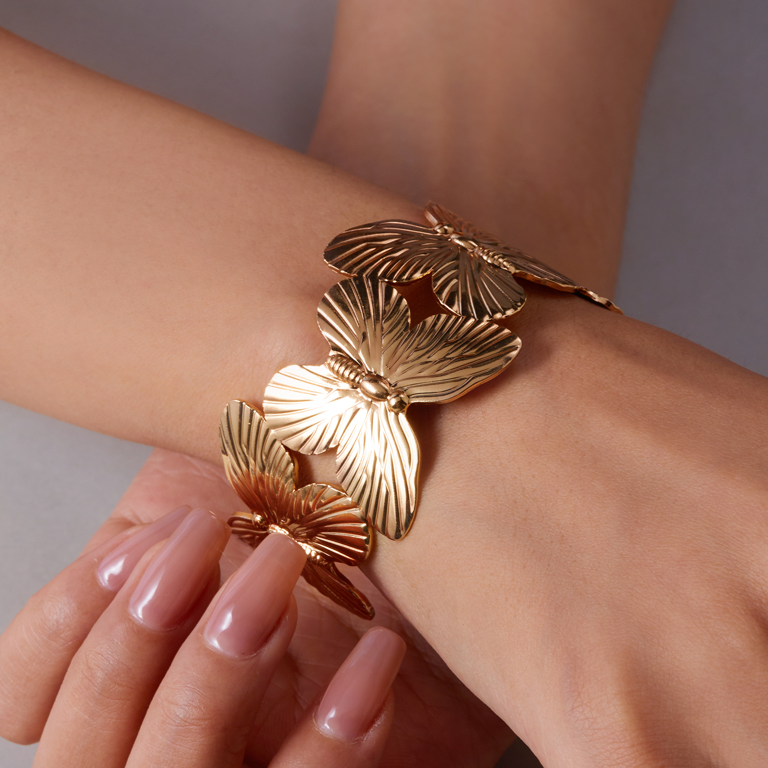 Stainless Steel Hollow Flower Butterfly Open Wide Bracelet Gold Plated Adjustable Cuff Bracelets For Women Jewelry
