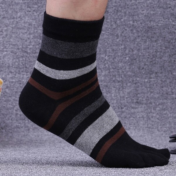 1 par / parti fem fingre tå sport sokker mandlige bomulds sokker lang rør tykkere bevægelse efterår / vinter åndbar sokker: Sort