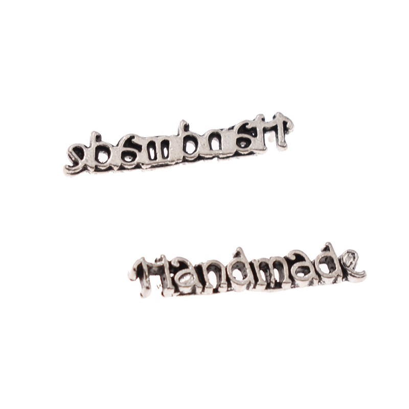 100 pcs Metalen Letters Gedrukt Handgemaakte Ambachten Etiketten Voor Kledingstuk DIY Tassen Schoenen Decoratie Badge Levert
