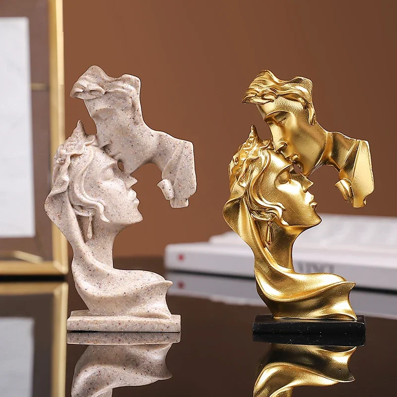 Mini estatua de amantes de la resina, modelo de postura besándose, escultura artesanal, adorno, decoración del hogar, decoración de gabinete de vino de escritorio