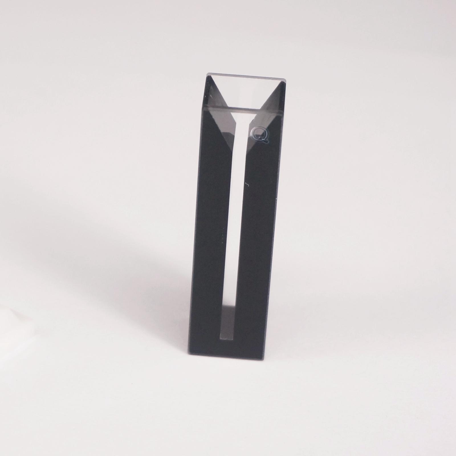 700ul 2mm innvendig bredde mikro jgs 1 kvartscelle med sorte vegger og lokk