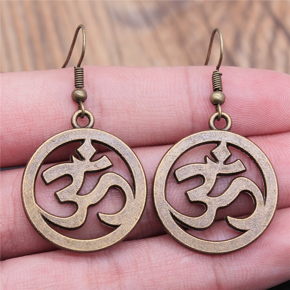 Om tecken yoga symbol örhängen yoga om symbol zen buddhism glasörhängen för kvinnor smycken: E1-a10434