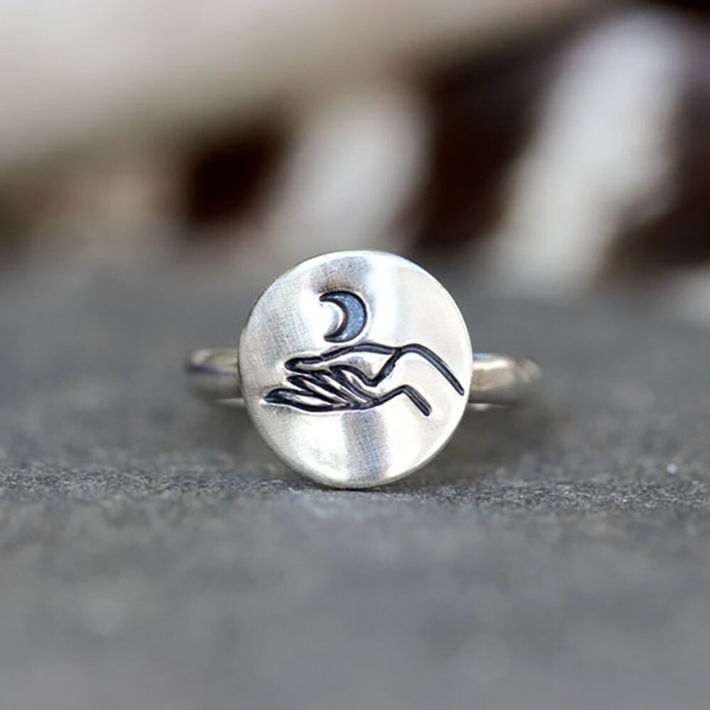 Anillo de plata tallado hecho a mano para hombre y mujer, sortija con forma de luna y sol, de amistad: 10 / MOON