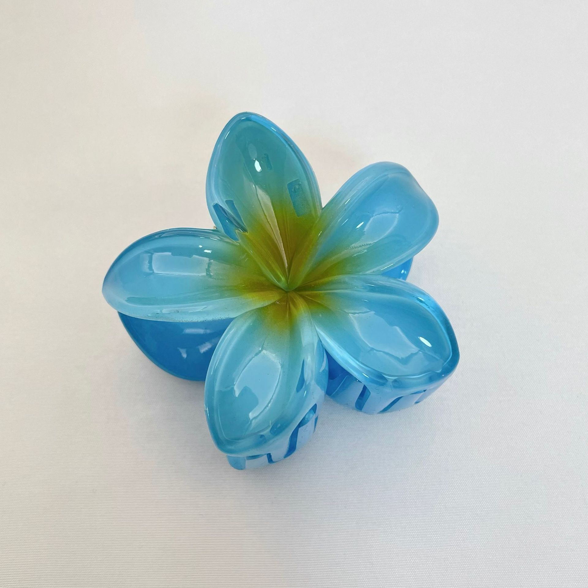 Vacation Egg Flower Hair Clips Hawaii Beach Claws Bohemian Hairpin for Girls: green