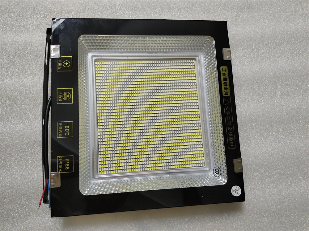 300W 500W 600W 1000W LED Flood Light AC220V Outdoor IP68 Waterproof Floodlight Reflector Garden Spotlight Foco Led Exterior Wall: WHITE