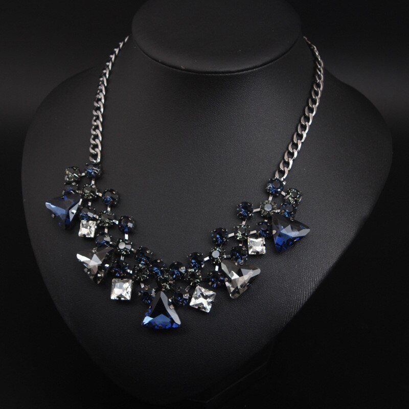 Charming Women Dress Dating Jewelry Prong Setting Triangle Crystal Necklace Earrings Sets Clavicle Chain For