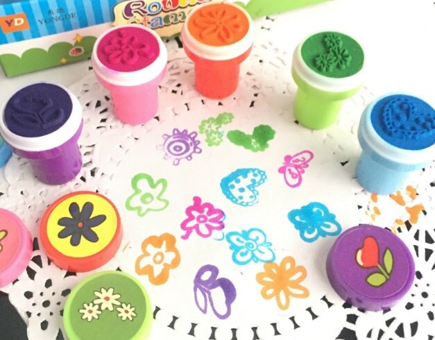 Ronde Multicolor Fun 10 Pcs Leuke Panda Kind Diy Scrapbook Kids Stempel Cartoon Stempels Scrapbooking Beloning Speelgoed: flower