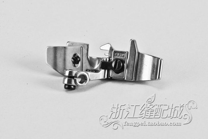 Overlock Sewing Machine 747 Sewing Machine Package Slotted Four Lines Presser Foot For Sewing Machine Pressure M700