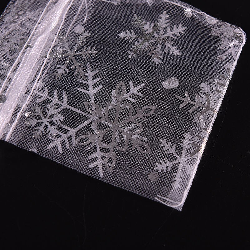 100 Pcs Wit Met Zilveren Sneeuwvlok Christmas Pouches Organza Zakjes Gunst Briefpapier Houder 7*9Cm