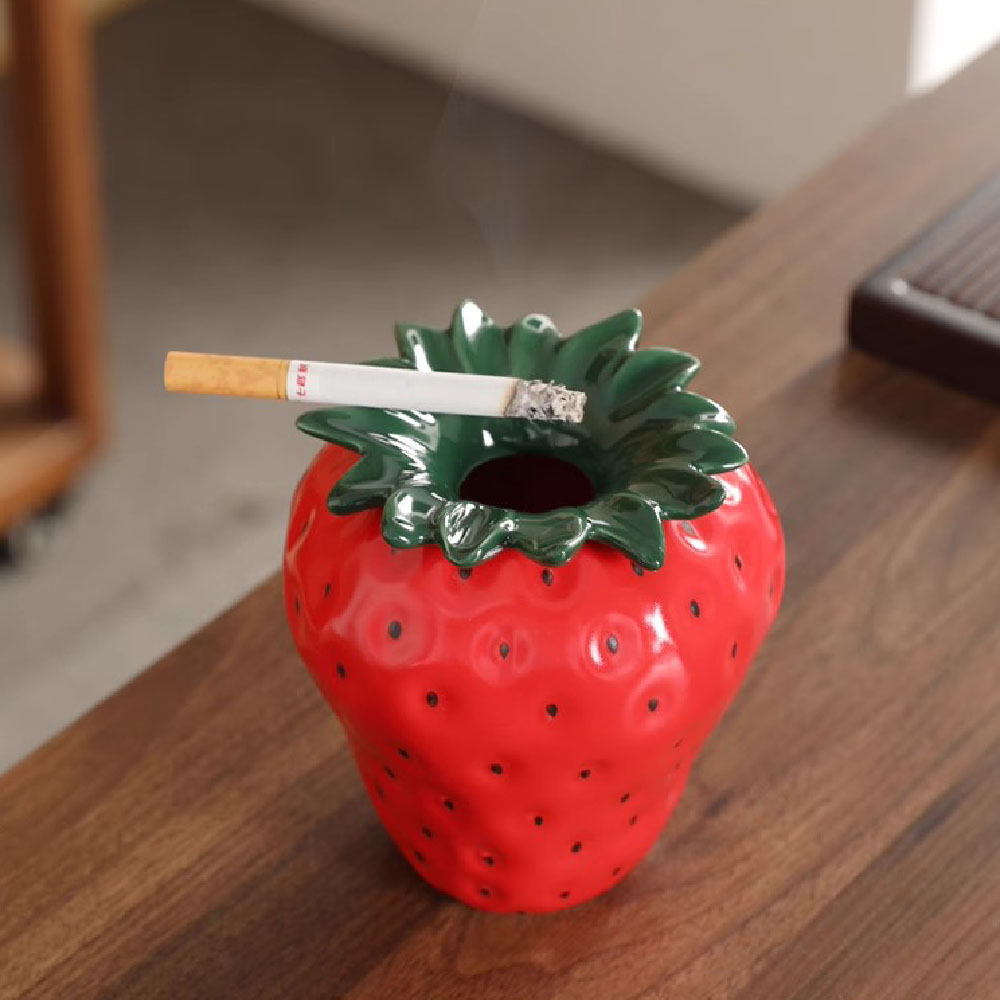 Keramische aardbei asbak met deksel, winddicht en vliegasbestendig, huis, woonkamer, kantoor asbak decoratie, opslag en pro