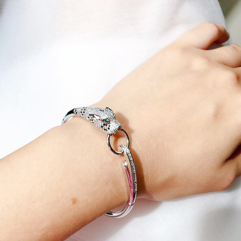 Leopard Ebene Manschette Armreif Gepflastert AAA Zirkon Stein Panther Kreis Armbinde für Frauen Hochzeit Partei Schmuck