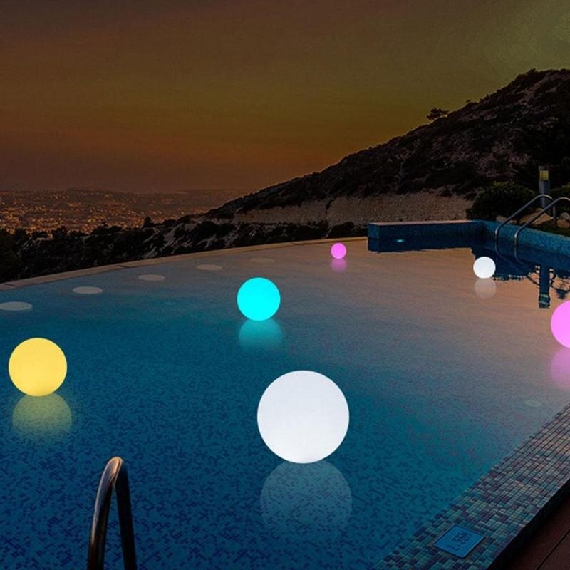 1PC Aufblasbare Leuchtende Kugel Pvc Fernbedienung LED Spielzeug Ball Strand Außen freundlicher Wasser Ball Welle Blinkende X8G1