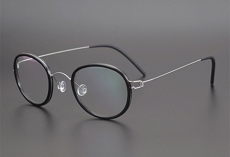 2022 Denemarken Titanium Brilmontuur Mannen Vrouwen Schroefloos Brillen Ultralight Retro Ronde Optische Brillen Handgemaakte: Black  Silver