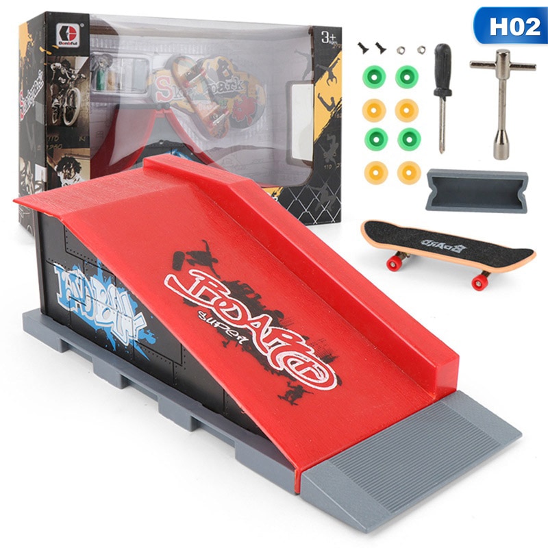 Fingerboard Ultimate Parks Kit DIY Assembly Mini Finger Skateboard Deck Truck Skatepark Board With Ramp Accessories Sets: TOY10952H02