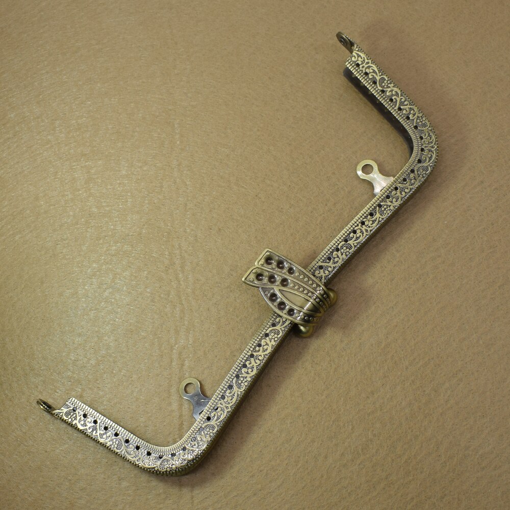 20cm Metal Purse Frame Handle Clutch Bag Accessories DIY Kiss Clasp Lock Bronze Embossing M-shaped HandBag Hardware: 2