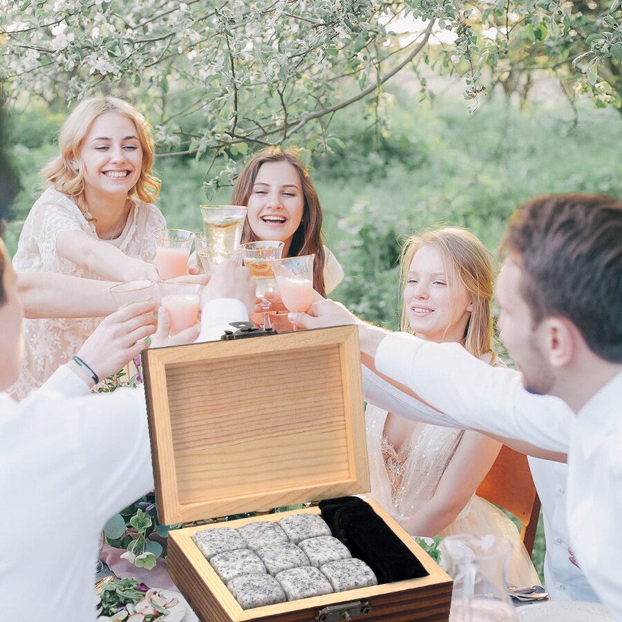 Whisky stenar set  - 9 granit whisky stenar / trälåda / sammet väska / återanvändbara kyla isbitar