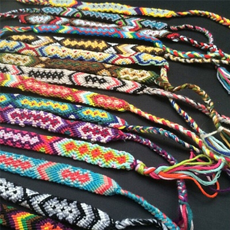 Handgefertigtes, gewebtes Armbinde Ich bin boho-stil mit regenbogenmuster, glücksbringer-freundschaftsarmbänder für damen und herren, boho-fransen, geflochtener schmuck