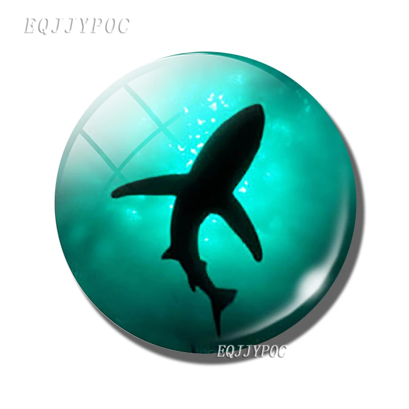 Mergulho 30mm geladeira ímã oceano subaquático criatura foto de vidro cabochão geladeira magnética adesivos nota decoração da sua casa: Luz amarela