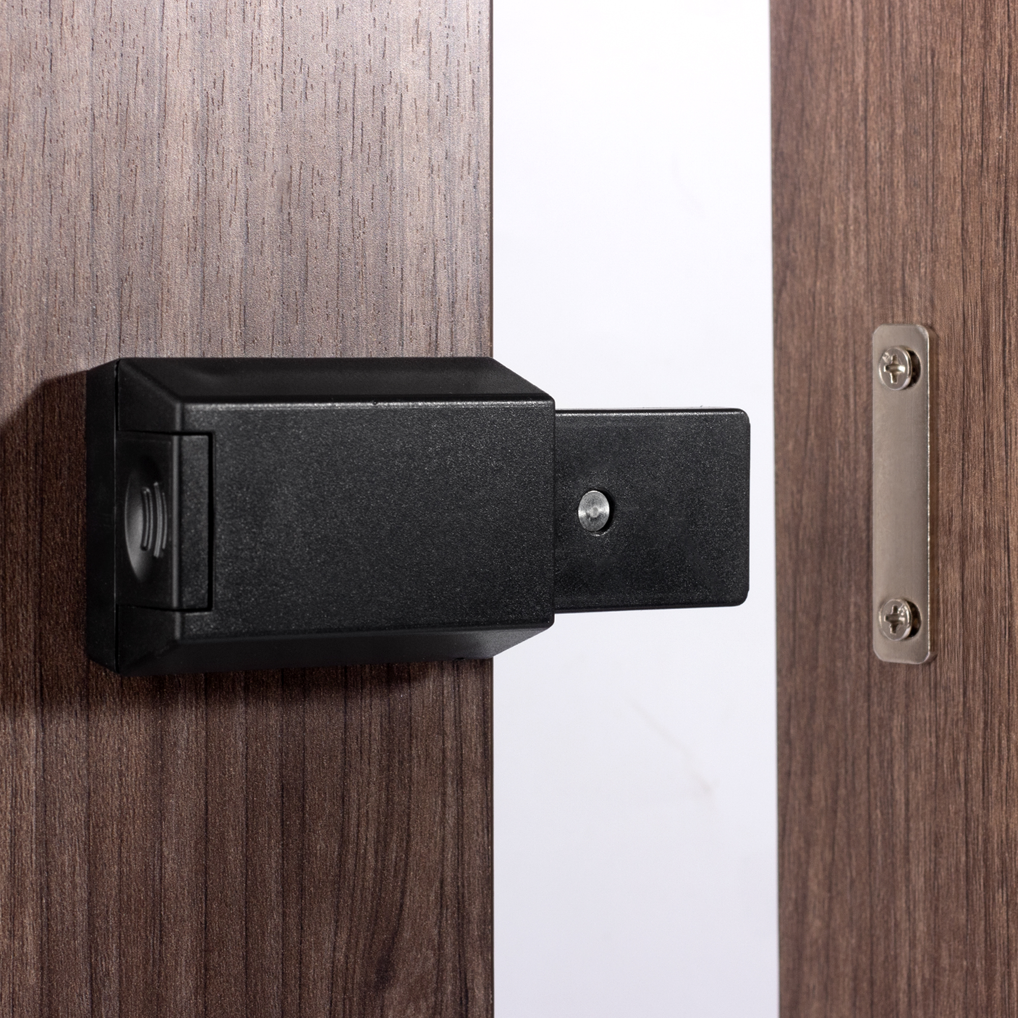 Magnetic Pressure Push To Open Touch Latch Cabinet Doors Rebound Touch Magnet For Closet Cabinet Home Furniture Hardware