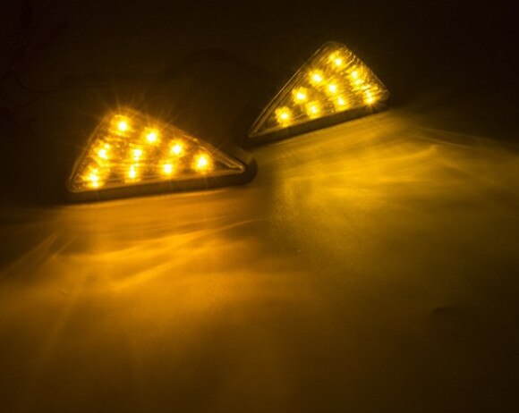 Fuleem-señal de giro para motocicleta, accesorio Universal para Moto, triangular, resistente al agua, 9 luces LED, 12V, 2 unidades: Amber