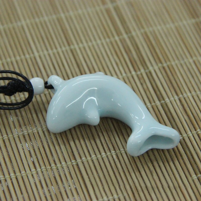 2022 Retro pesce fischio etnico in ceramica fischio fatto a mano bambini cartone animato souvenir squadra sportiva fischio ciondolo regali cheerleading: 5.5cm-Azure
