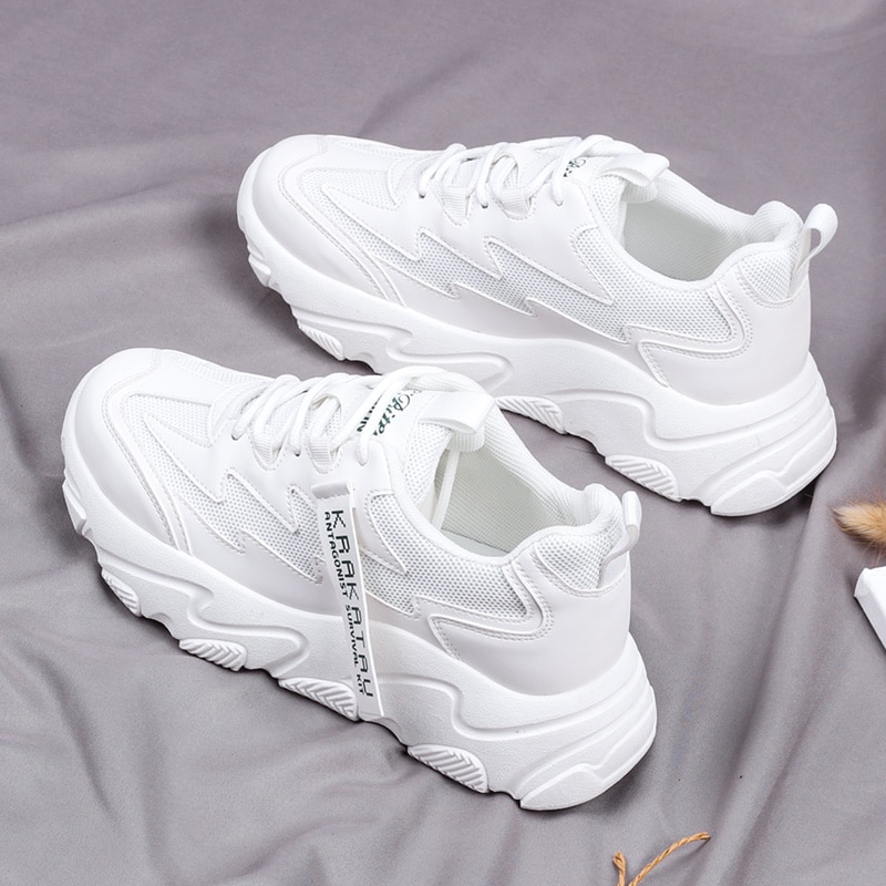 Sneakers skor snörning tenis designers dam skor våren kvinnor fritidsskor chunky vita skor kvinna chaussures femme