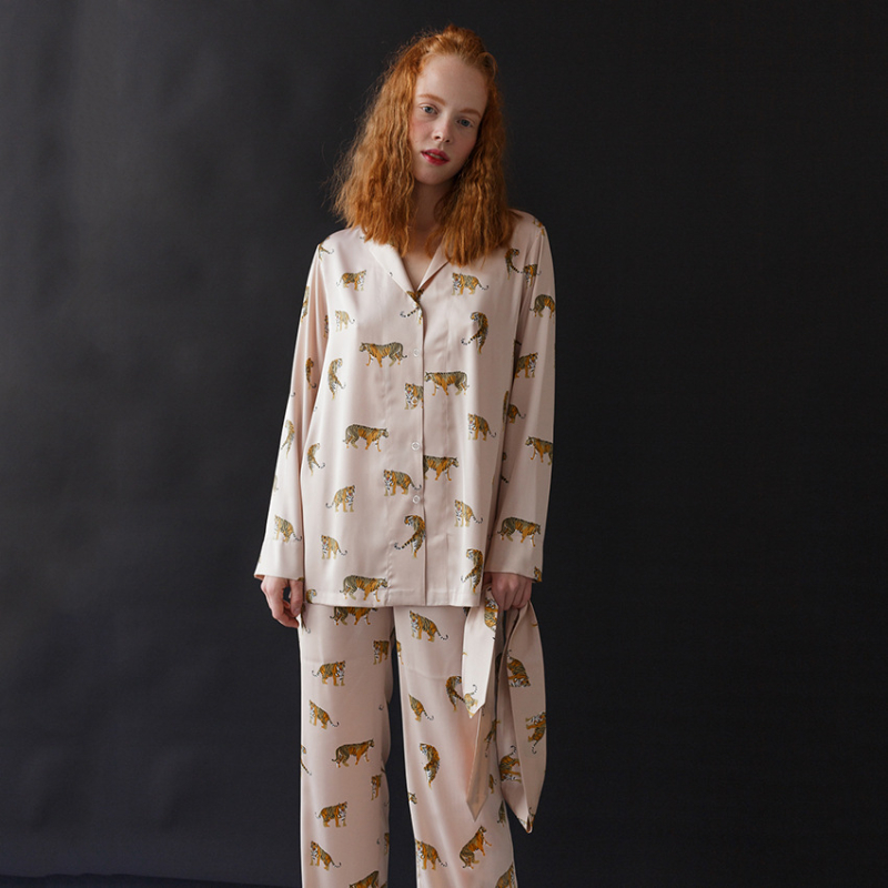 Hiloc – ensemble pantalon et pyjama pour femmes, vêtements de nuit en Satin, motif tigre, imprimé Animal, 2 pièces, pour la maison, 2022: 3 / L