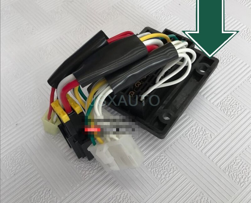Excavadora fusible cuadrado Fusible de tubo pieza impermeable caja de fusibles excavadora accesorios para Daewoo Doosan DH150 220, 225, 300, 370-7