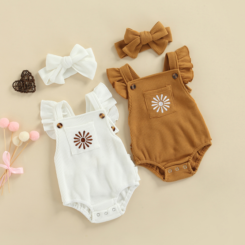 Baby-bodys für mädchen und jungen mit blumenmuster, rüschenärmeln, druckknöpfen bin saum und einfarbigen haaraccessoires, 2- teiliges sommer-einstellen