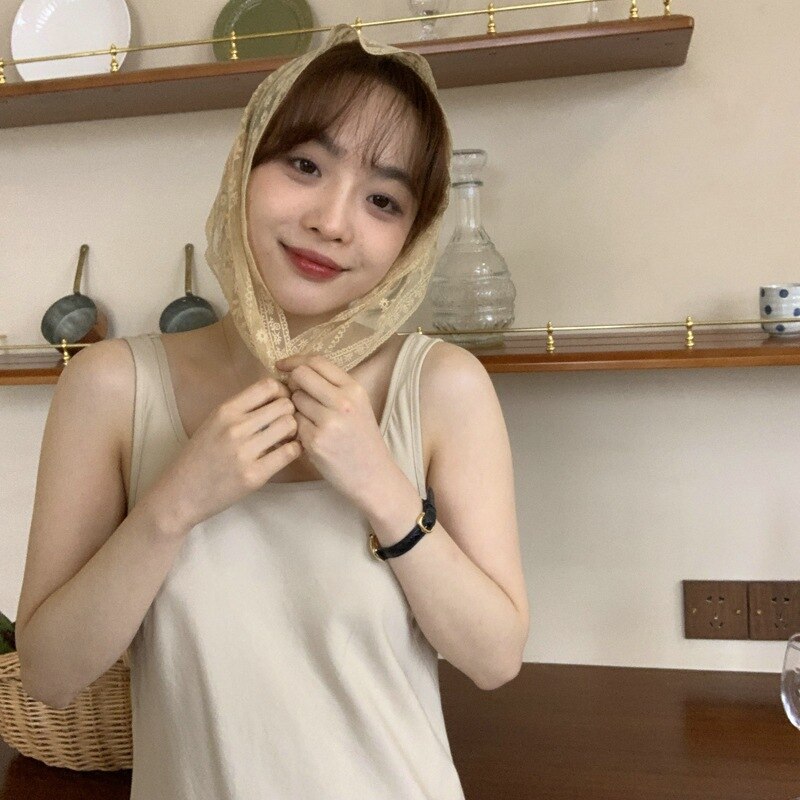 Spring Summer Thin Outer Small Lace Triangular Binder Small Shawl with Skirt Sun Protection Scarf Women scarf: 3