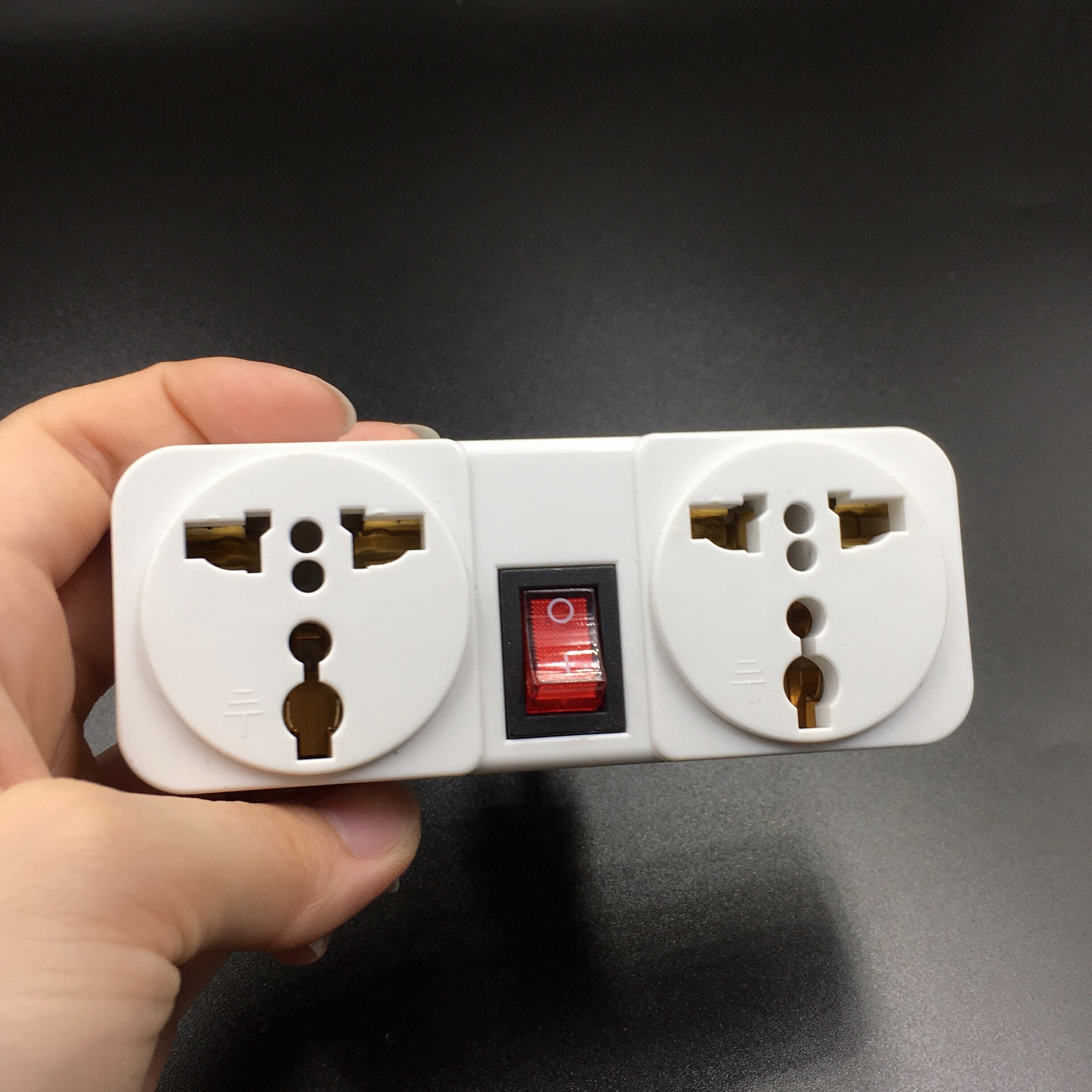 White Portable 250V 6/10A universal travel adaptor socket Europe extension socket power converter plug with on off light switch