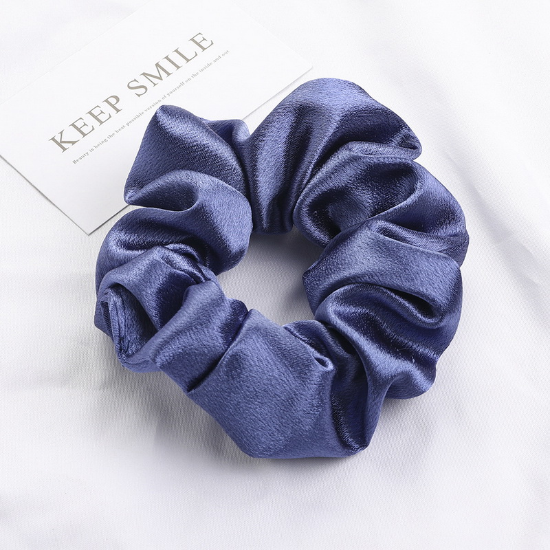 Scrunchies de satén de Color sólido de Corea para mujeres, coletero saten pelo mujer gomas de pelo saten negro y rojo coleteros de seda satin scrunchies cuerda para el cabello, tocado: Verde militar