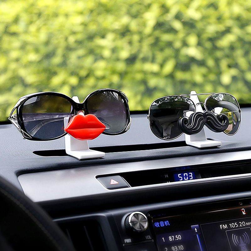 Overskæg instrumentbræt bil solbrilleholdere sag klip briller montere bilbriller stå ornamenter bil interiør tilbehør auto dekor