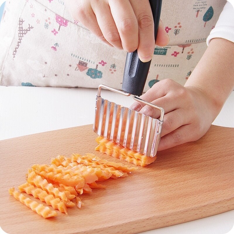 Stainless Steel Wavy French Fries Cutter Stainless Steel Potato Slicer Vegetable Chopper Veggie Slicer Durable Kitchen Gadgets