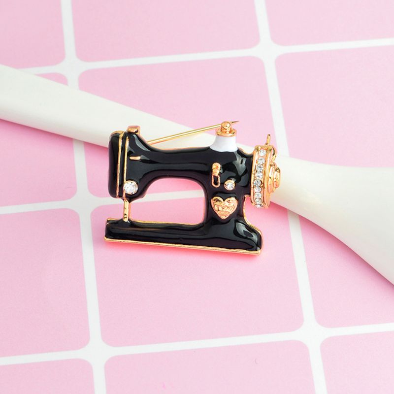 Mode Leuke Naaimachine Broches Trendy Black Metal Broche Pins Charm Sieraden Voor Vrouwen Meisjes