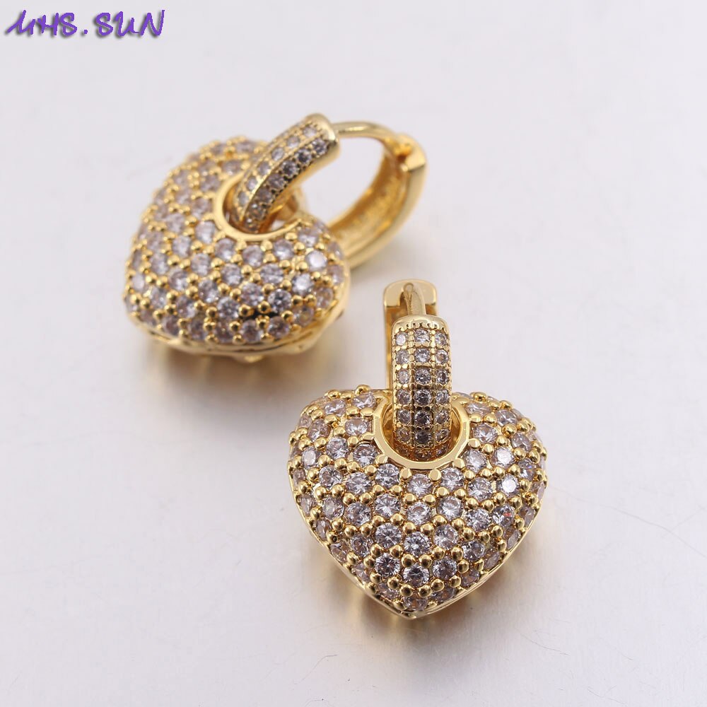 Mhs.sun valentijnsdag sieradenset voor #39 dagen met zirkonia hartvormige hanger, luxe aaa-oorbellen met cz-steentjes voor vrouwen, chokerliefhebber: Een paar oorbellen