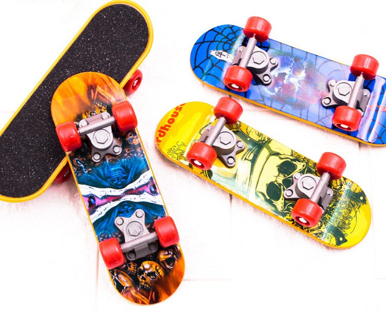 Large Finger Scooter Finger Skateboard Fingertip Dance Extreme Finger Sports Toy Plastic Finger Skateboard