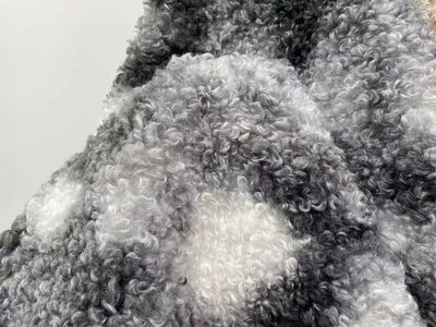 Soft and large-grained sheep curly wool thickened looped wool and lamb wool garment handmade Faux plush fabric for clothes: P