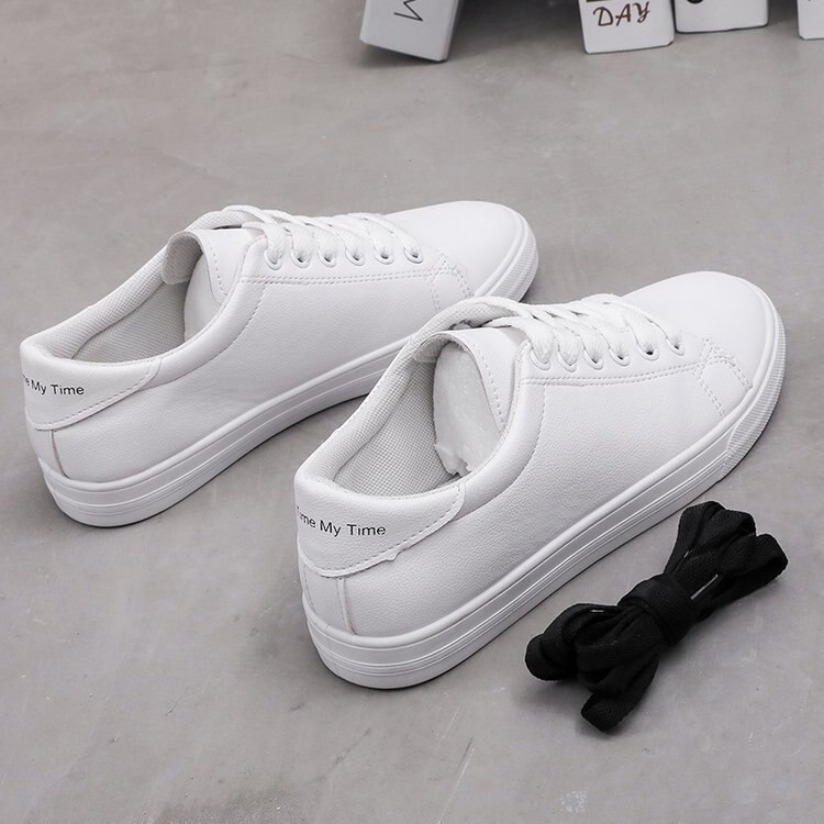 Autumn Woman Shoes Woman PU Leather Shoes Ladies Breathable Cute Heart Flats Casual Shoes White Sneakers: White / 35