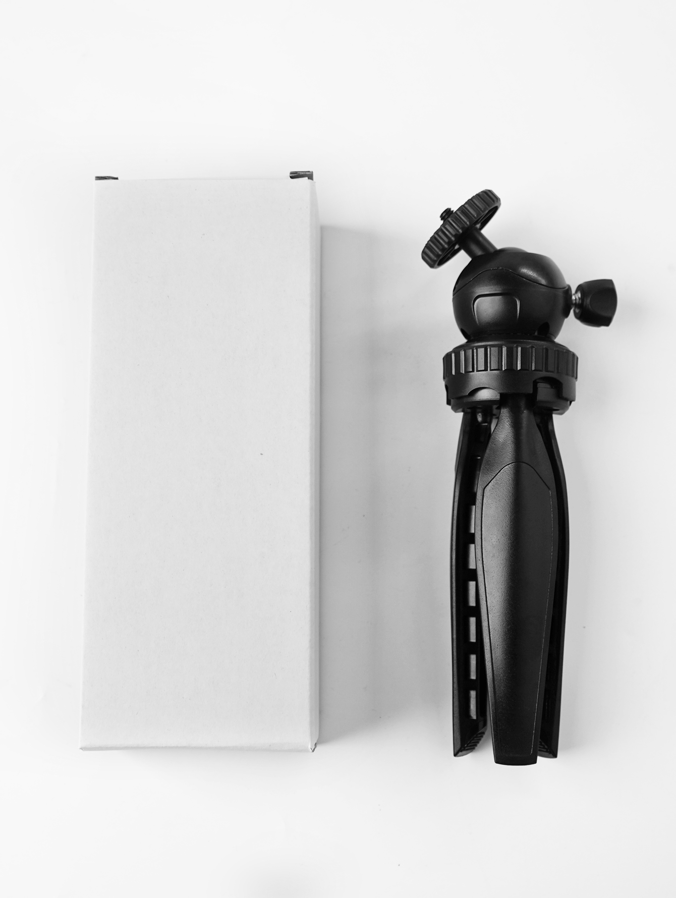 TD90 TD91 Projector Bracket Mini Tabletop Tripod 1/4" Mount Screw Portable YG300 P62 W18 DLP Projector Desk Tripod Holder Stand: Default Title