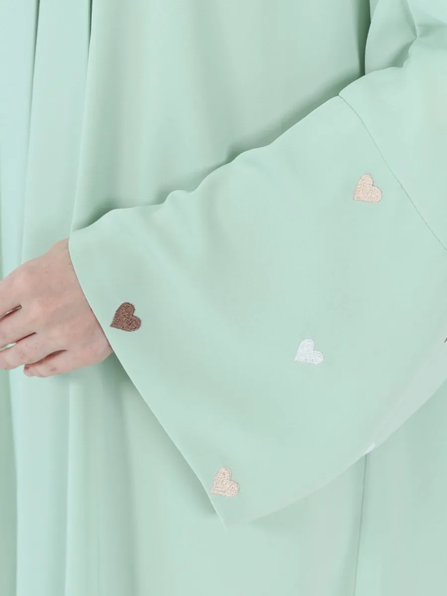 Kjærlighetshjertebroderi muslimsk abaya til kvinner uten skjerf eid cardigan marokko ramadanabayas kaftan islam dubai arabisk lang kappe: L / Grønn