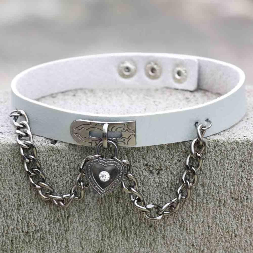 PU leather choker heart accessories Cool vintage necklace women Handmade Choker Necklace Goth Jewelry: white
